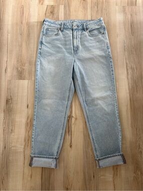 AE mom jeans *brand new